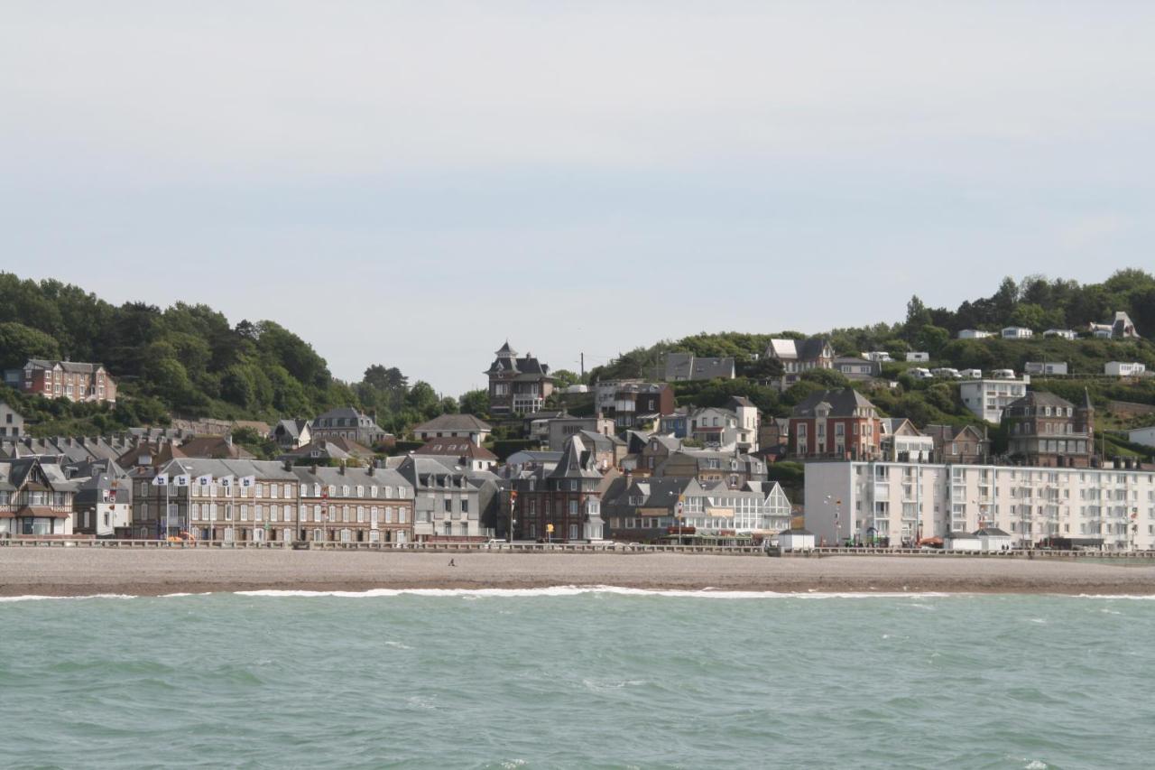 Gites Olivia Et Elysia 100M A Pied De La Plage 费康 外观 照片